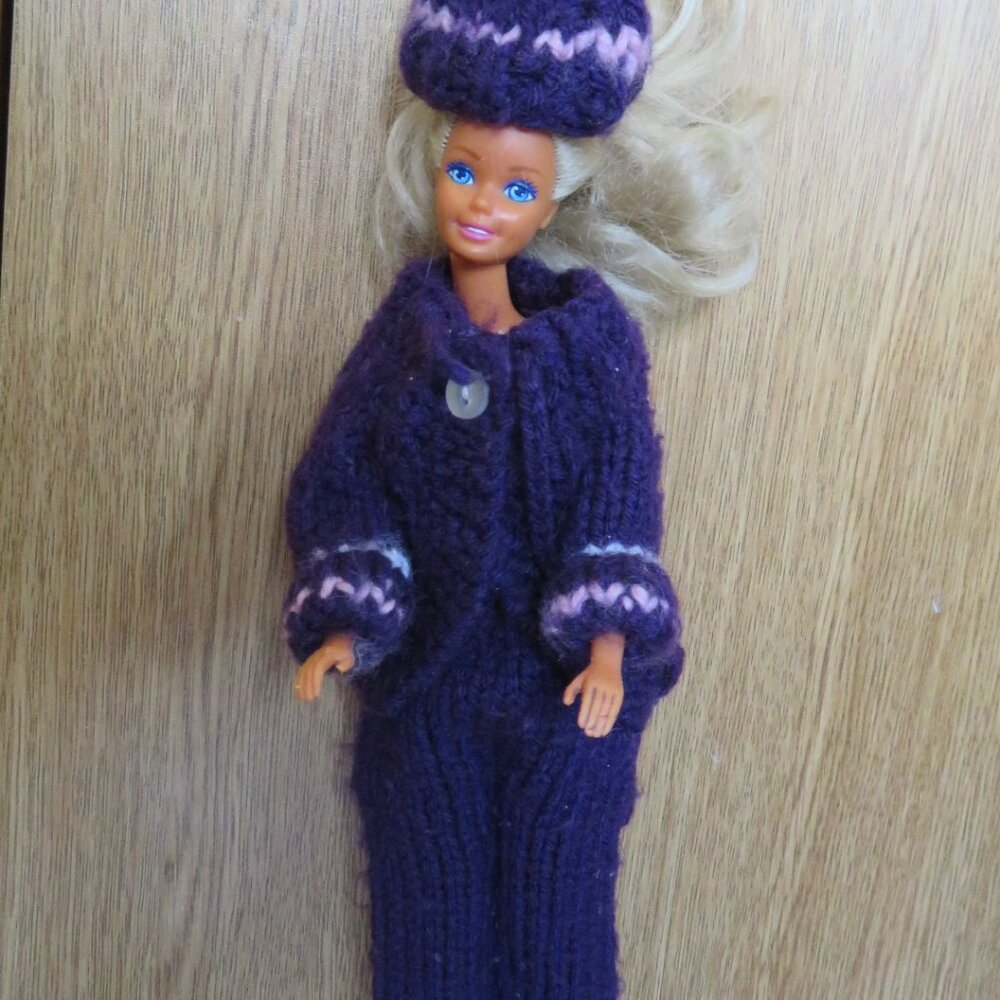 Hand Knit Purple Top Pants Hat for Barbie Shape 12" Dolls Vintage (K730)